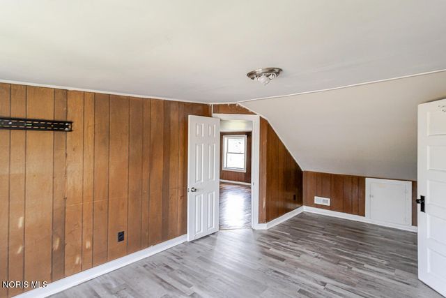 210 E Poe Road, Bowling Green, OH 43402