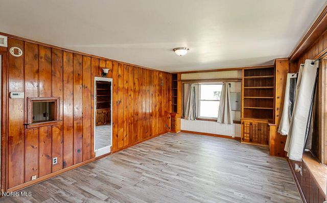 210 E Poe Road, Bowling Green, OH 43402