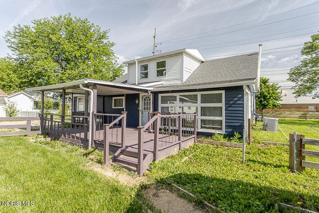 210 E Poe Road, Bowling Green, OH 43402