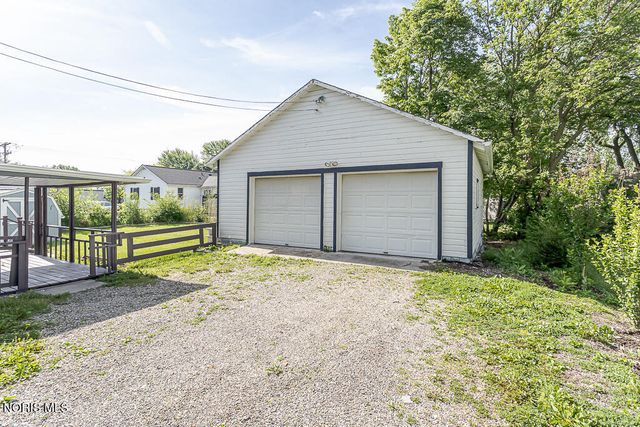 210 E Poe Road, Bowling Green, OH 43402