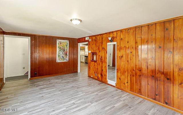 210 E Poe Road, Bowling Green, OH 43402