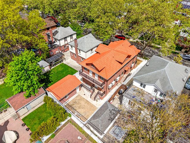 7732 168th Street, Fresh Meadows, NY 11366