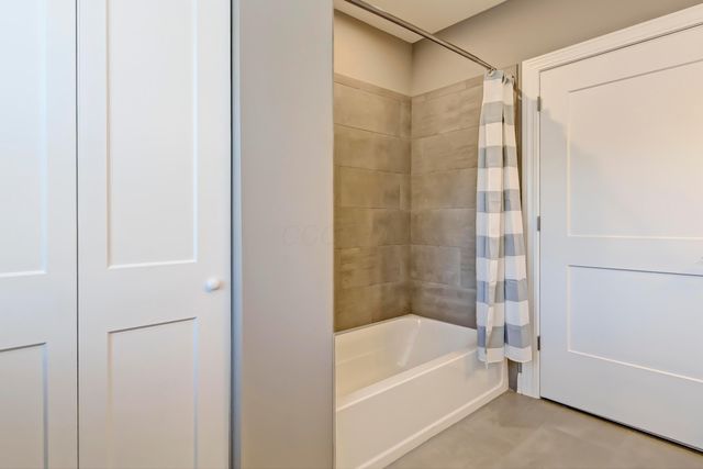 5189 Highpointe Lakes Drive, 8205, Westerville, OH 43081