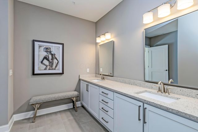 5189 Highpointe Lakes Drive, 8205, Westerville, OH 43081