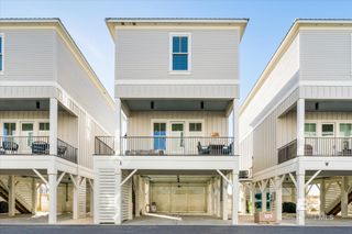 1592 WEST BEACH Boulevard X, Gulf Shores, AL 36542