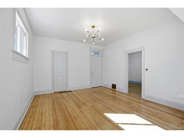 4442 Fillmore St, Denver, CO 80216