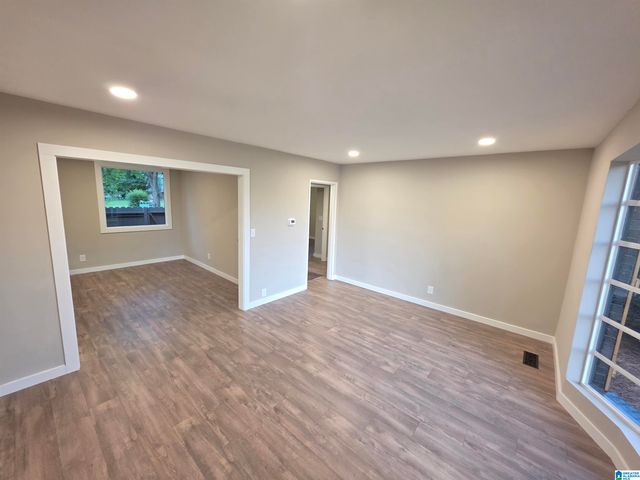 22 S 20TH AVENUE, Birmingham, AL 35205