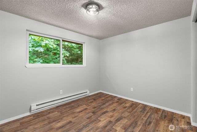 4562 SE Burley Olalla Road, Olalla, WA 98359