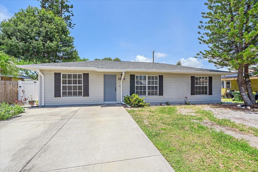 2953 OAK STREET, Sarasota, FL 34237