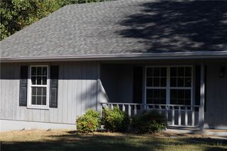 1 Hunby Lane, Bella Vista, AR 72715