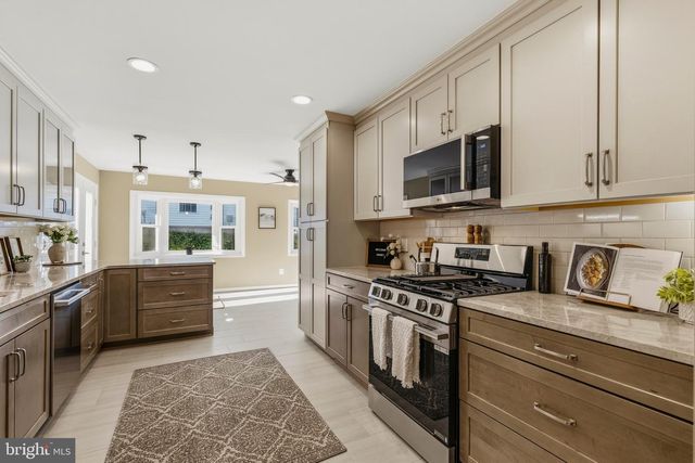 8100 ELLET RD, Springfield, VA 22151