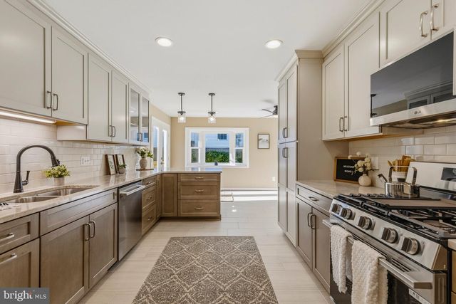 8100 ELLET RD, Springfield, VA 22151