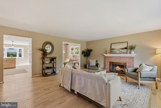 8100 ELLET RD, Springfield, VA 22151