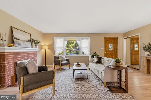8100 ELLET RD, Springfield, VA 22151