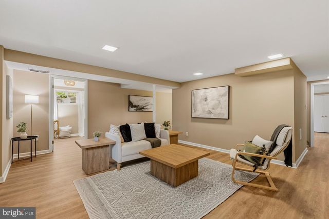 8100 ELLET RD, Springfield, VA 22151