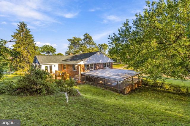 8100 ELLET RD, Springfield, VA 22151
