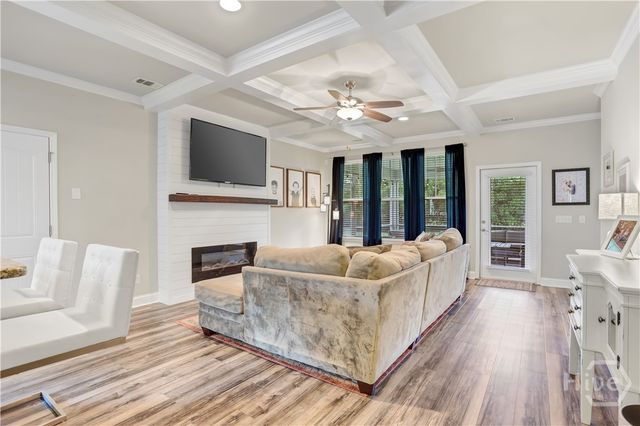 7 Gresham Lane, Savannah, GA 31419