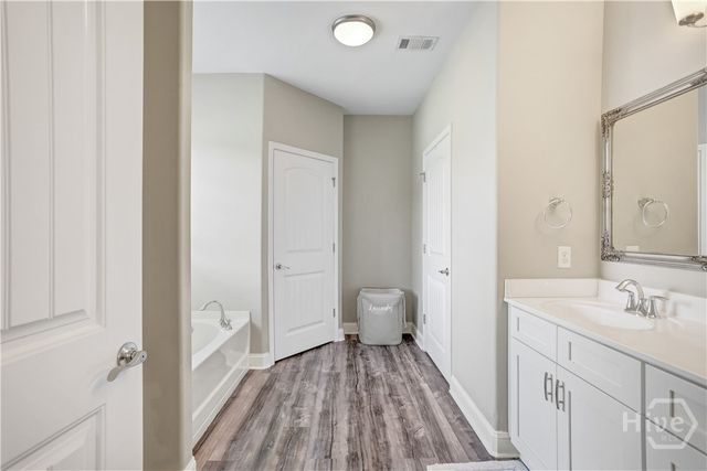 7 Gresham Lane, Savannah, GA 31419