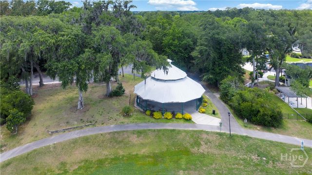 7 Gresham Lane, Savannah, GA 31419