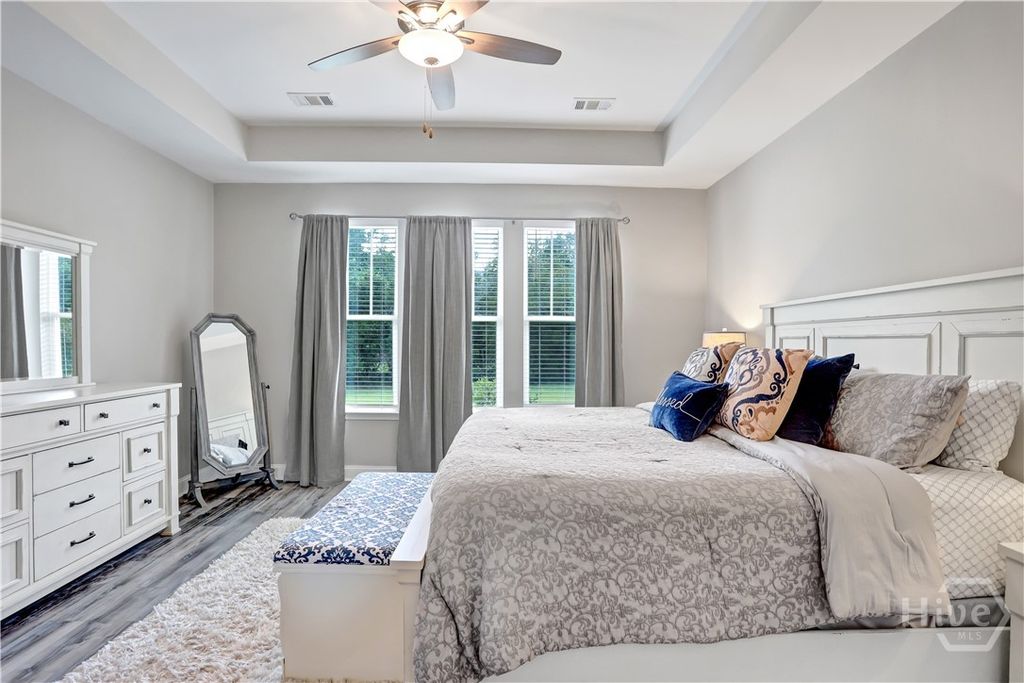 Image 42 of property listing at 7 Gresham Lane, Savannah, GA 31419