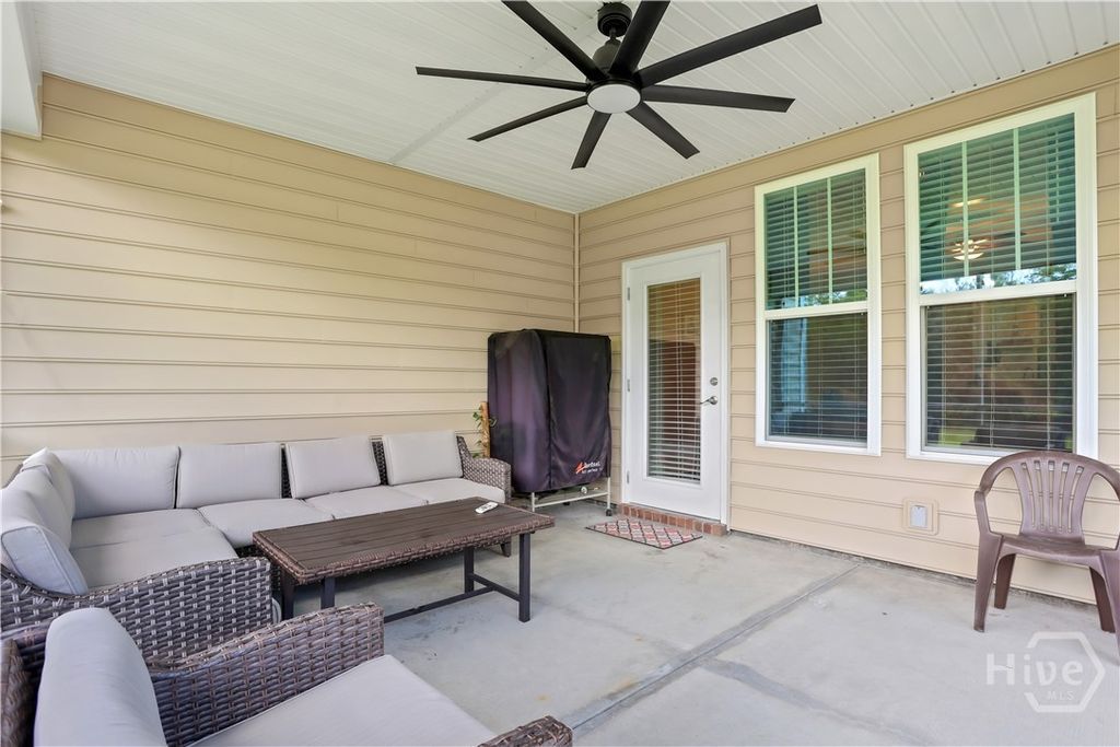 Image 45 of property listing at 7 Gresham Lane, Savannah, GA 31419