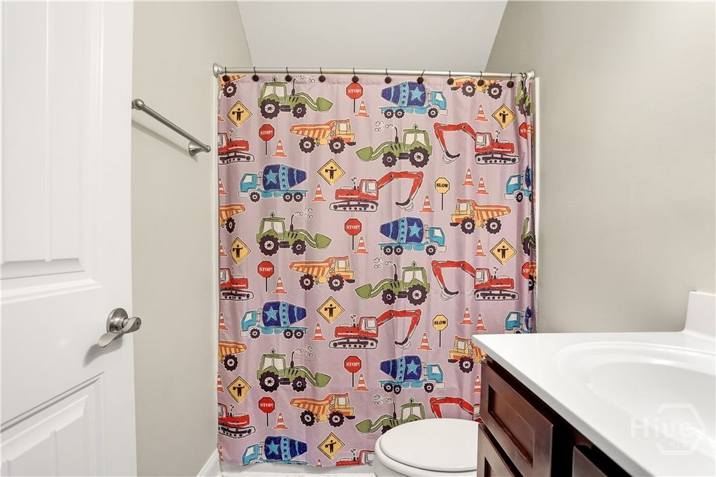 Image 58 of property listing at 7 Gresham Lane, Savannah, GA 31419