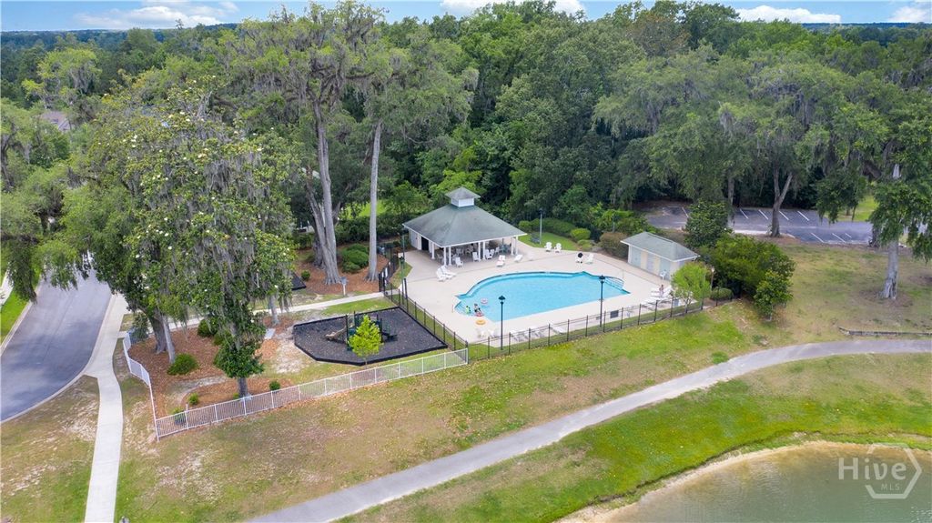 Image 72 of property listing at 7 Gresham Lane, Savannah, GA 31419