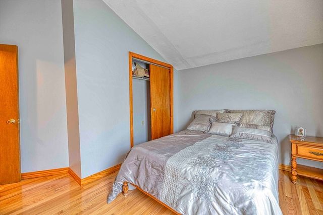 36 Mcgowan St, Fall River, MA 02723