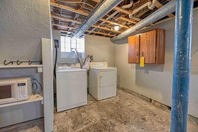 36 Mcgowan St, Fall River, MA 02723