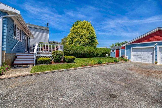 36 Mcgowan St, Fall River, MA 02723