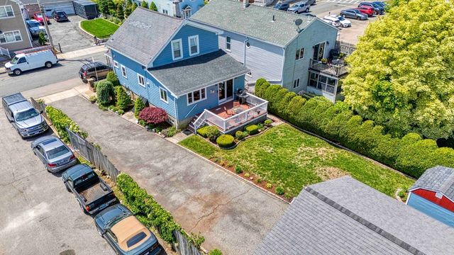 36 Mcgowan St, Fall River, MA 02723