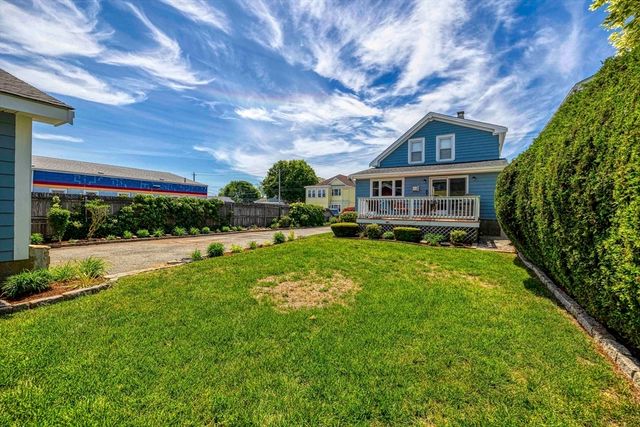 36 Mcgowan St, Fall River, MA 02723
