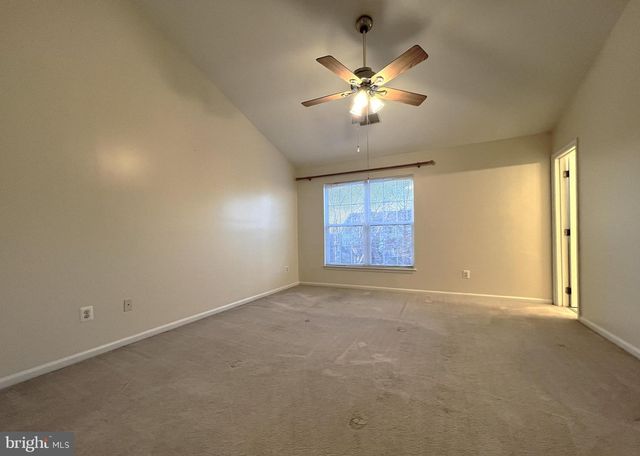 45504 TRAIL RUN TER, Sterling, VA 20164