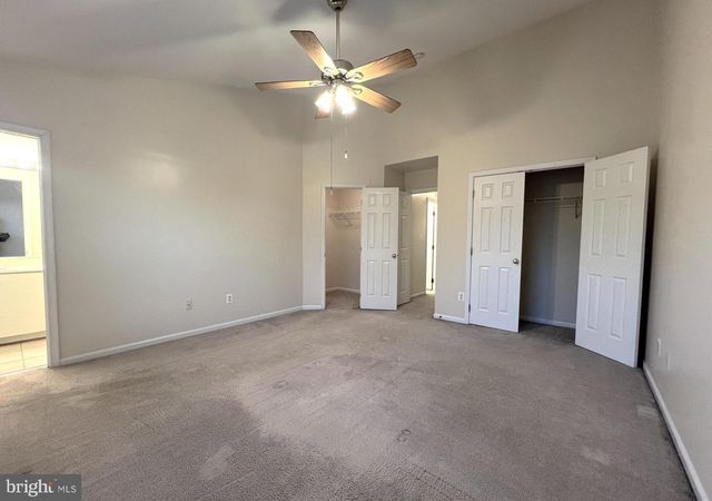 45504 TRAIL RUN TER, Sterling, VA 20164