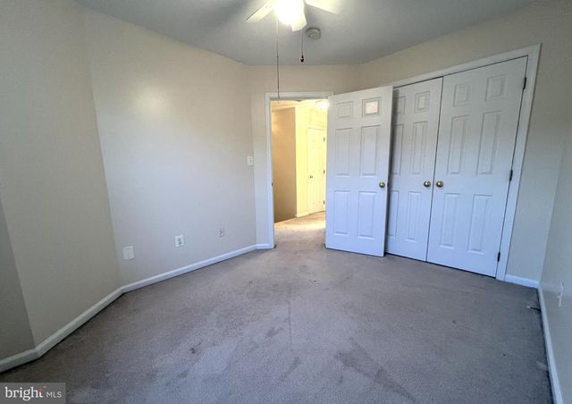 45504 TRAIL RUN TER, Sterling, VA 20164