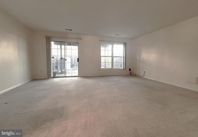 45504 TRAIL RUN TER, Sterling, VA 20164