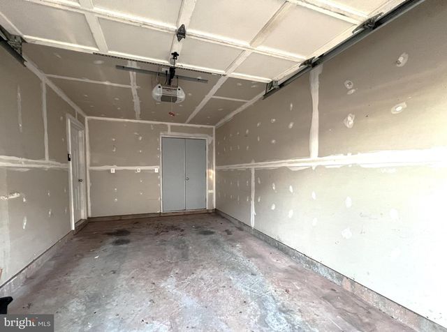 45504 TRAIL RUN TER, Sterling, VA 20164