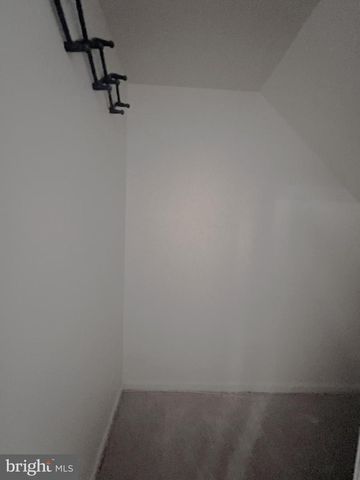 45504 TRAIL RUN TER, Sterling, VA 20164