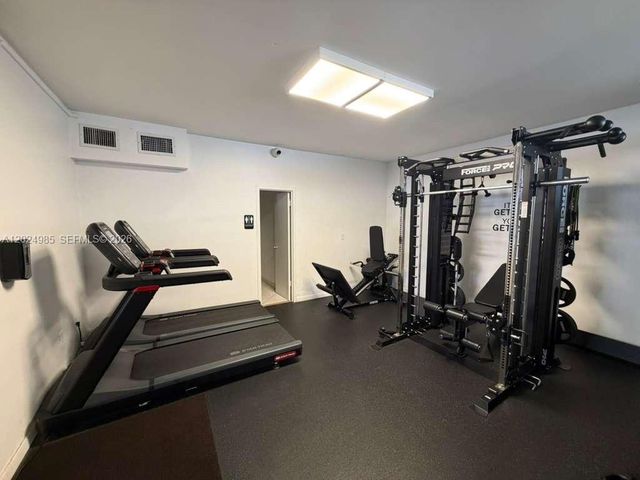 5313 Collins Ave 1109, Miami Beach, FL 33140