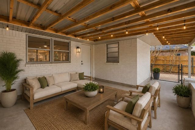 125 La Quinta Drive, Conroe, TX 77304
