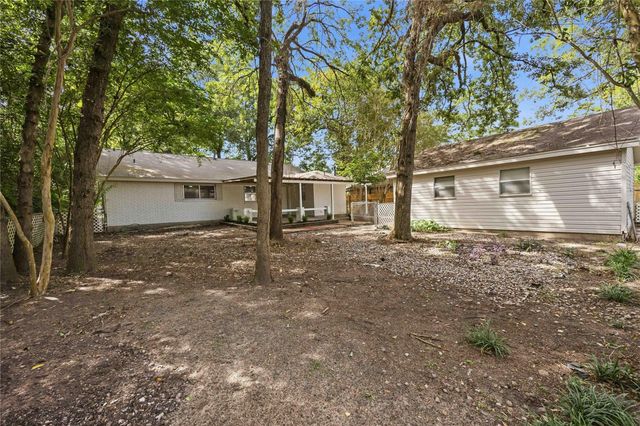 125 La Quinta Drive, Conroe, TX 77304