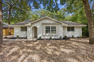 125 La Quinta Drive, Conroe, TX 77304