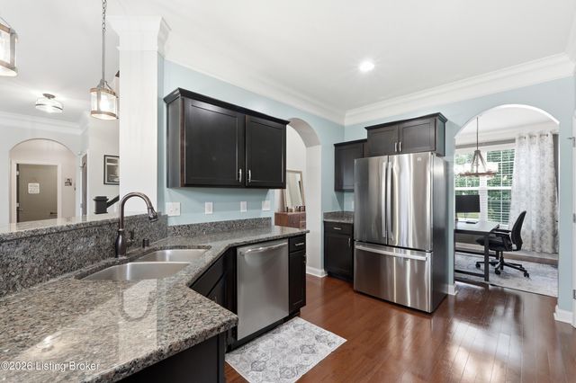 17100 Creek Vista Ct, Louisville, KY 40245