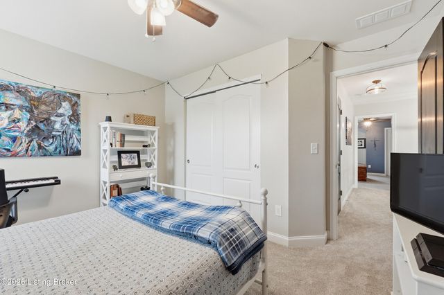 17100 Creek Vista Ct, Louisville, KY 40245