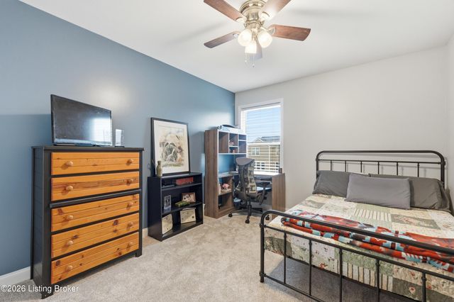 17100 Creek Vista Ct, Louisville, KY 40245