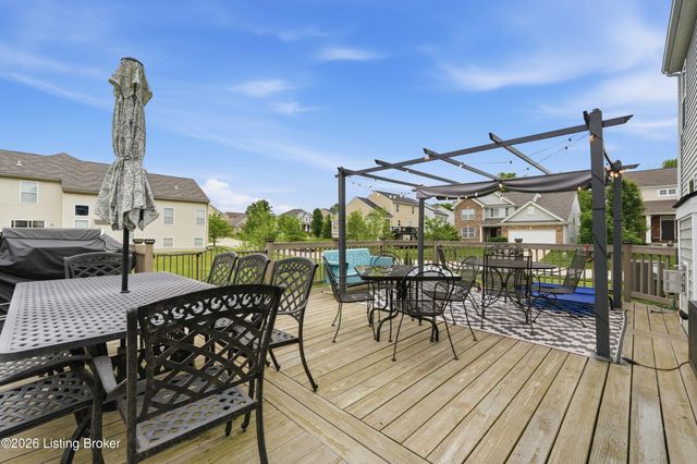 17100 Creek Vista Ct, Louisville, KY 40245