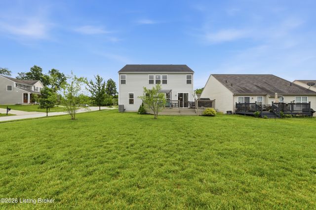 17100 Creek Vista Ct, Louisville, KY 40245