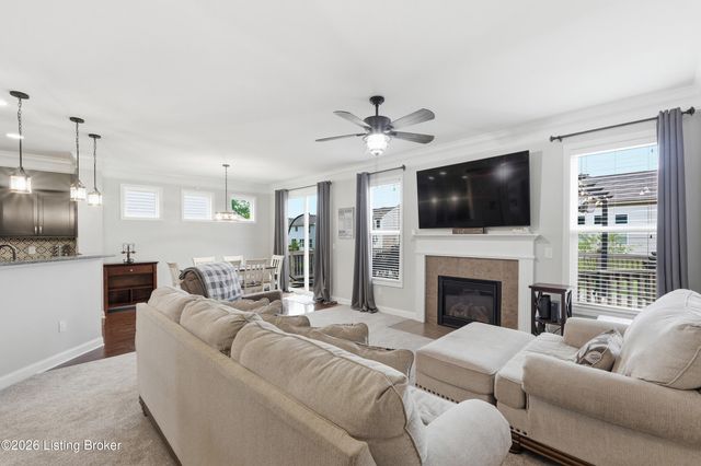 17100 Creek Vista Ct, Louisville, KY 40245