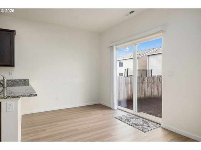 3974 Sw KNAPP Dr, Gresham, OR 97080