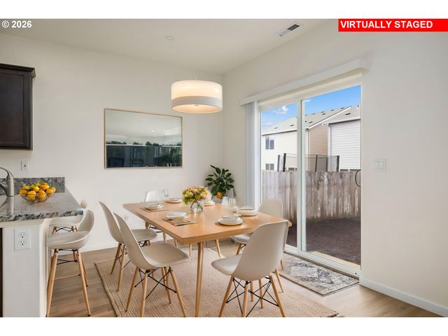 3974 Sw KNAPP Dr, Gresham, OR 97080